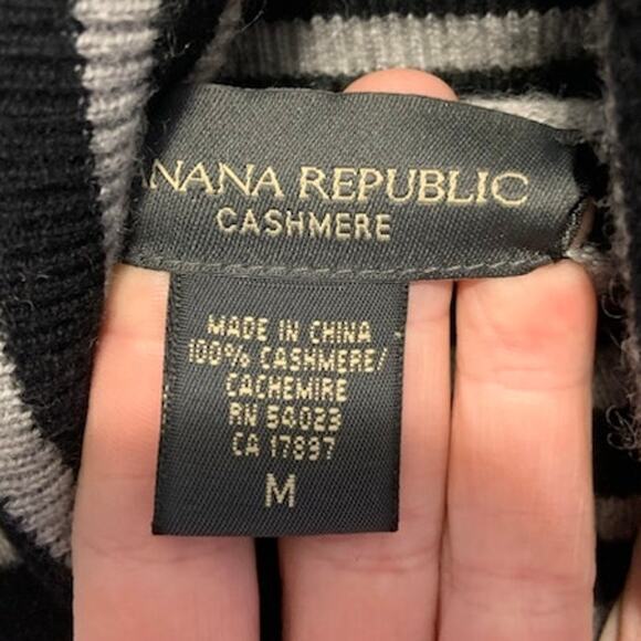 Banana Republic Cashmere Sleeveless Sweater Tank Turtleneck Black Gray women's M - Picture 4 of 7